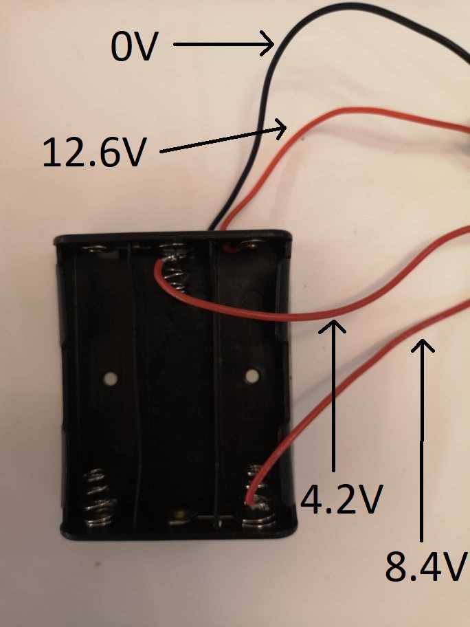 Battery holder with extra wires